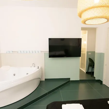 Guest house O Effe Games Vatican *